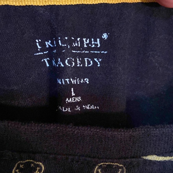 🔥EC🔥Triumph Tragedy Knitwear 100% Cotton Crewneck T-shirt. - Picture 3 of 6